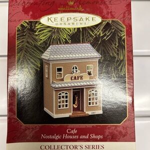 Hallmark Keepsake Ornament - Nostalgic Cafe in Brown and Cream